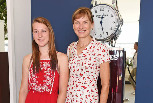 Fiona Bruce and Mia Sharrocks